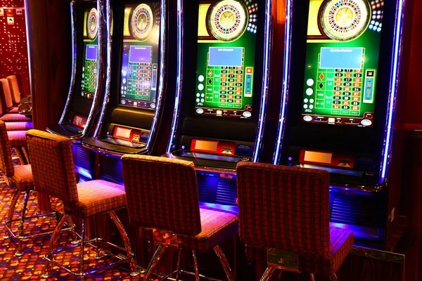 db dausbet Live Chat with Dealers